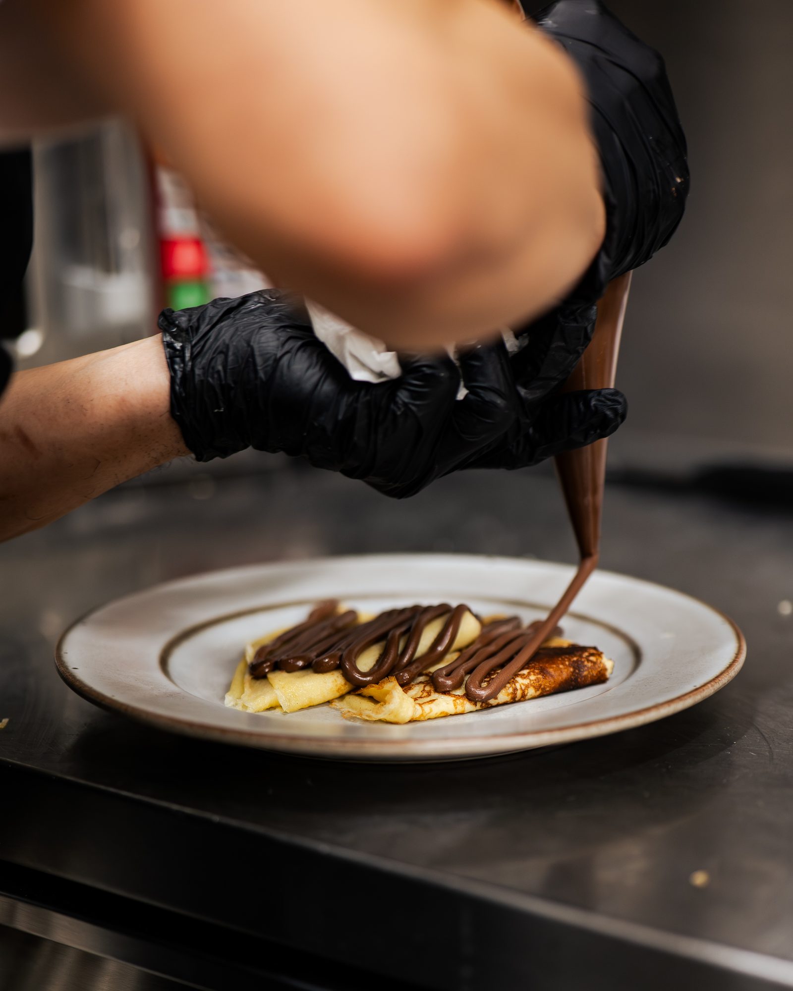 Avis Google pour restaurant : en obtenir plus et répondre aux avis négatifs (avec modèles)